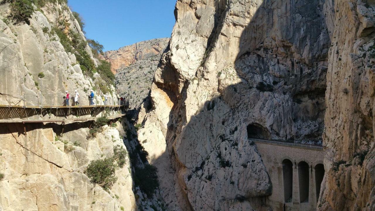 El Emigrante Villa El Chorro Buitenkant foto