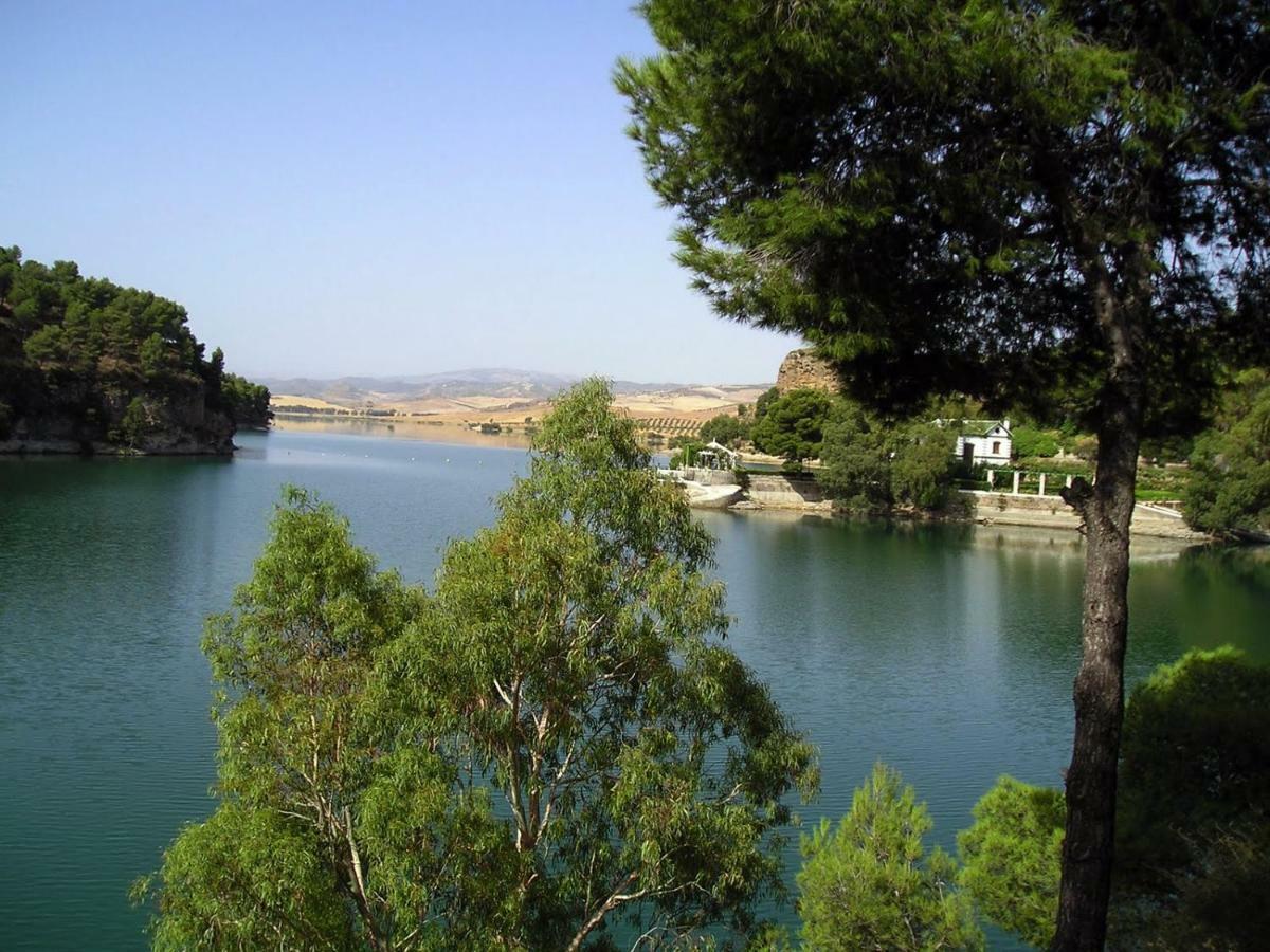 El Emigrante Villa El Chorro Buitenkant foto
